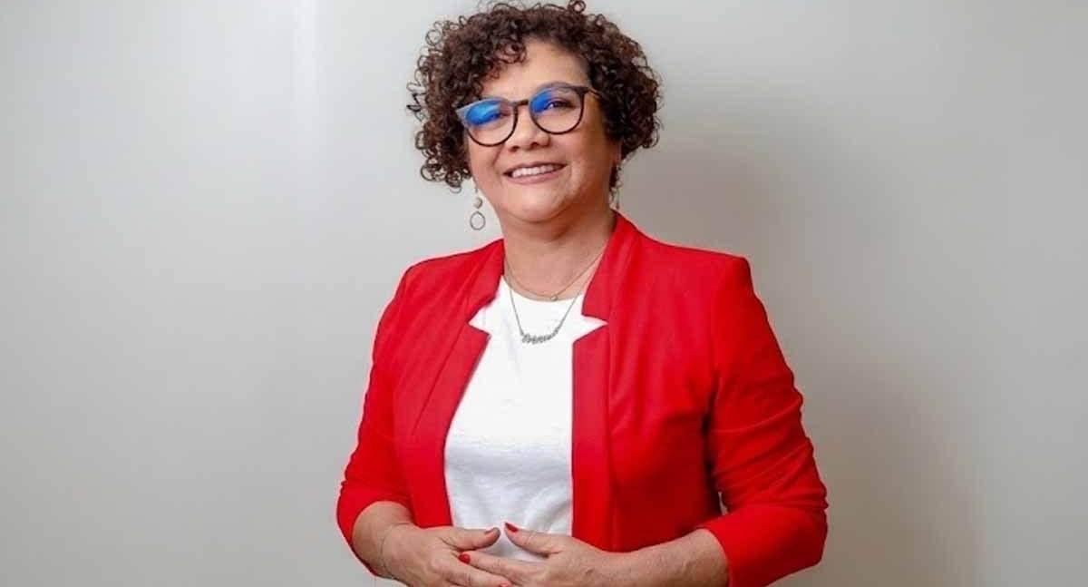 Fátima Cleide resgata trajetória como primeira mulher eleita senadora por Rondônia e retorna às urnas para a Assembleia