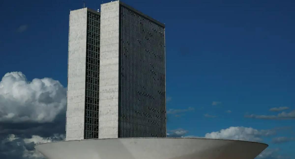 Governo envia projeto para ampliar teto de faturamento do MEI