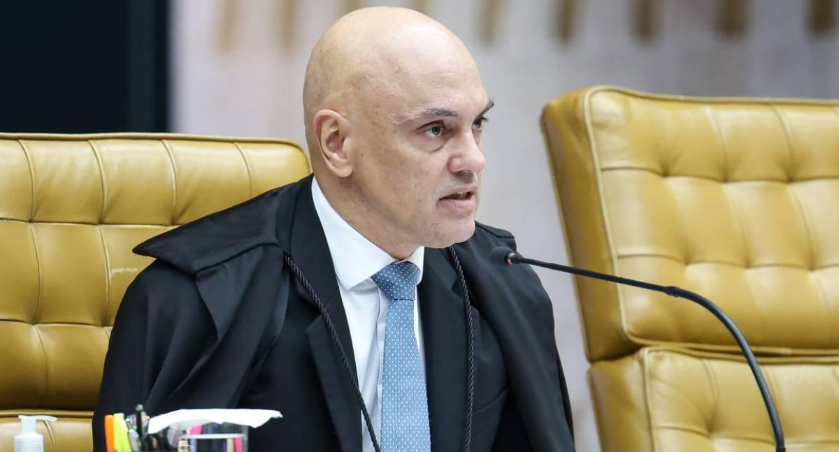 PF faz busca na casa de Bolsonaro por armas