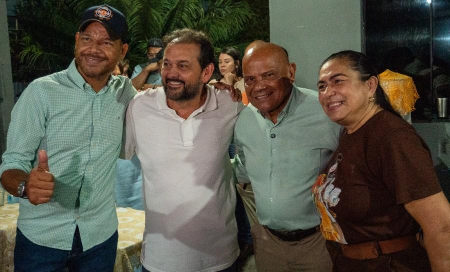 Vereador Pastor Evanildo reforça diálogo com comunidades e lideranças durante visitas a São Francisco do Guaporé e Ji-Paraná