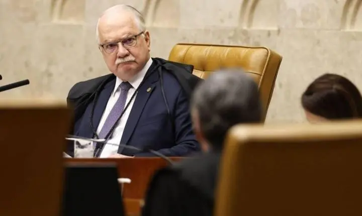 Edson Fachin retira de pauta julgamento sobre atuação de André Mendonça no caso Master