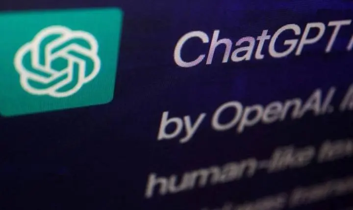 Levantamento aponta dezenas de publicações com inteligência artificial sem aviso em contas oficiais de candidatos