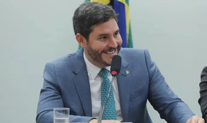 Maurício Carvalho defende fortalecimento da saúde no interior para reduzir deslocamento de pacientes